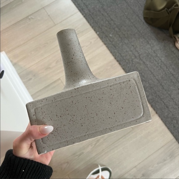 ⭐️🌴NWT West elm vase textured linework - Picture 3 of 6